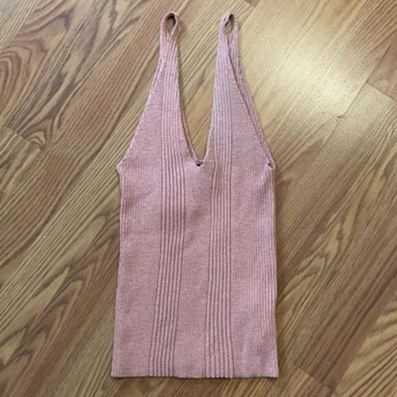Forever 21 Tank Top Sweater Rose Gold Shimmer Size M Gold shiny V-Neck NWT Sz M - Picture 2 of 8